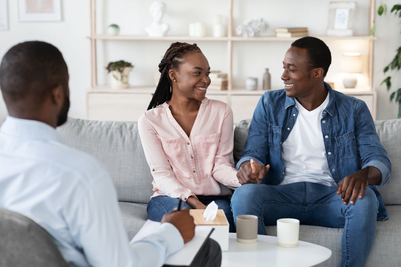 Couples Therapy in Ghana: When to Go, What Happens & How to Bring It Up